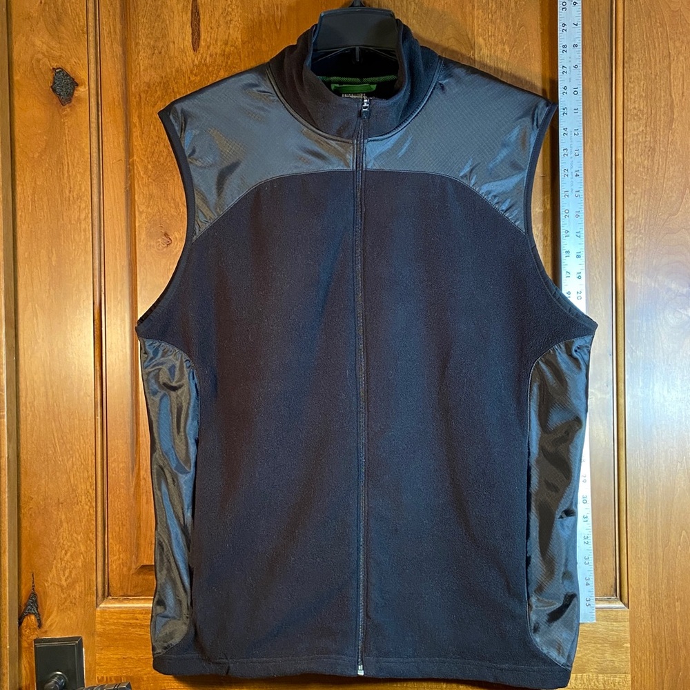 Men’s Old Navy Black Fleece Vest with “Rip-Stop” Fabric Accents, XL, Never Worn